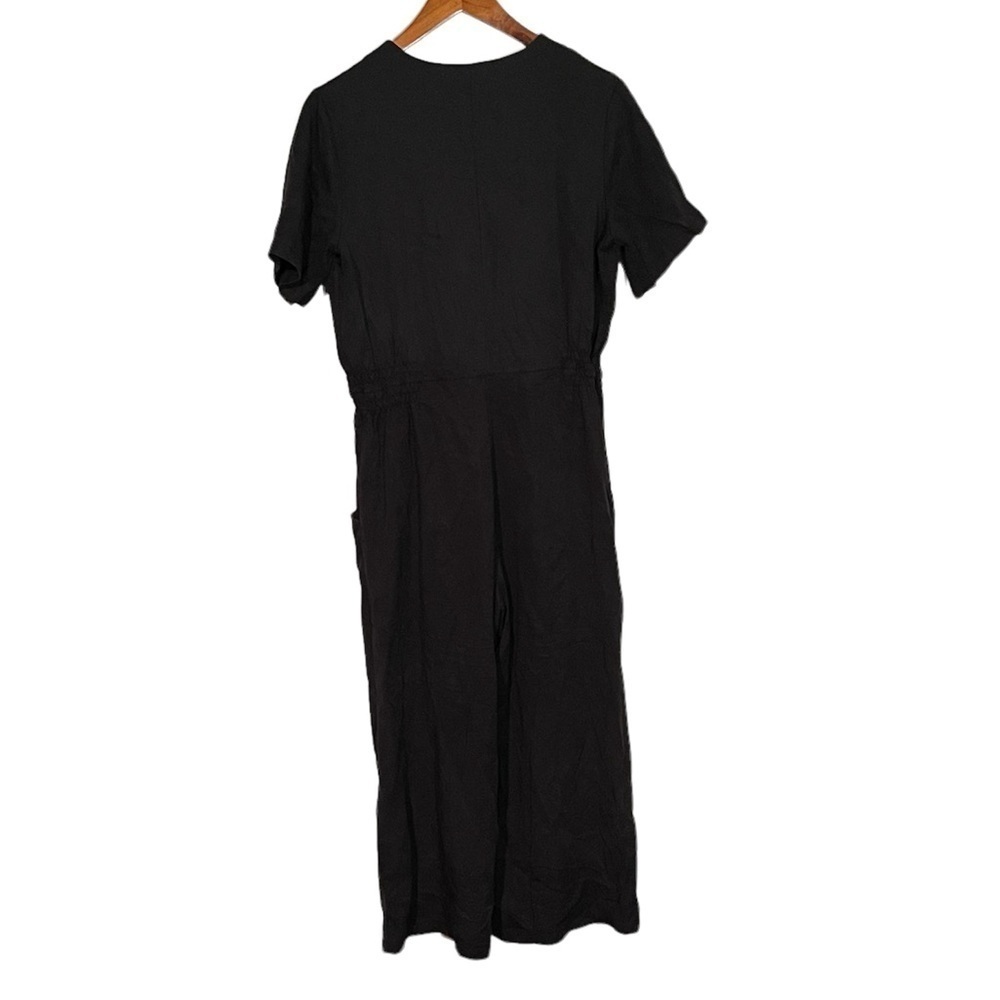 Elegant Black Jumpsuit - Picture 4 of 6